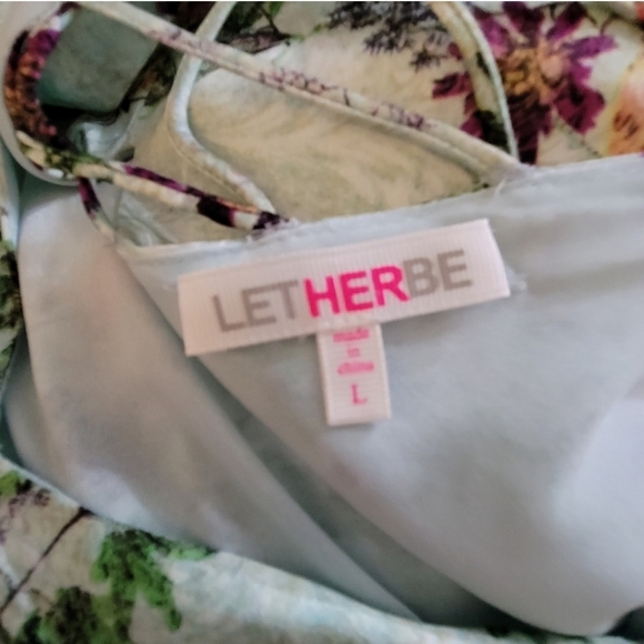 LetHerBe Mini Dress with Butterfly Wing Sleeves size Lg - Picture 7 of 8